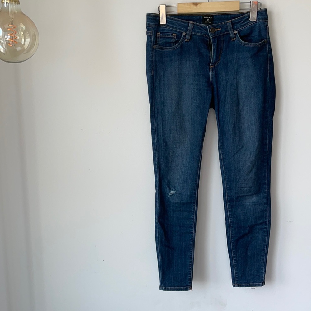 Skinny jeans